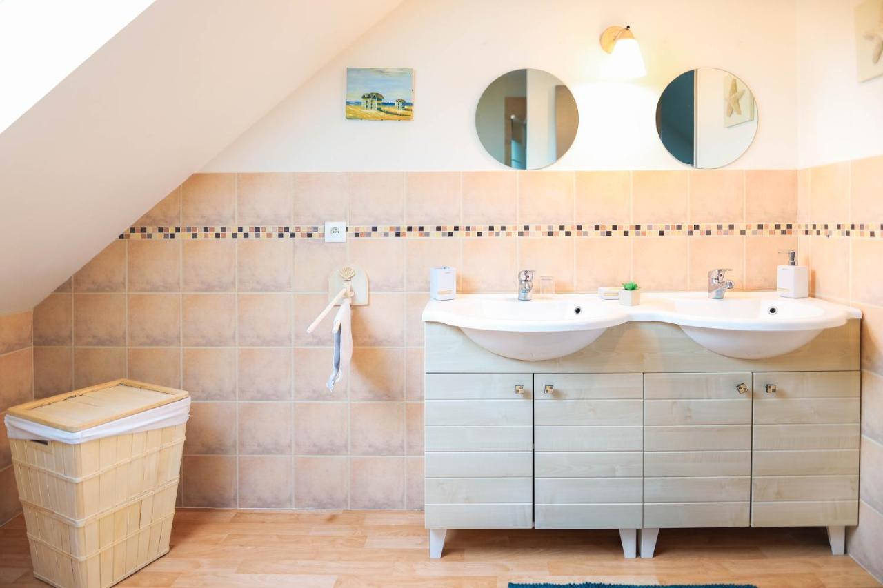 La Maison D'Elise Bed & Breakfast Dollon ภายนอก รูปภาพ